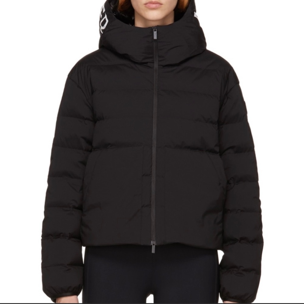 Moncler Anwar matte black puffer jacket coat size 1